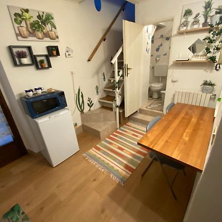 Casa Baiettini 9 Bed and Breakfast Intra Buitenkant foto